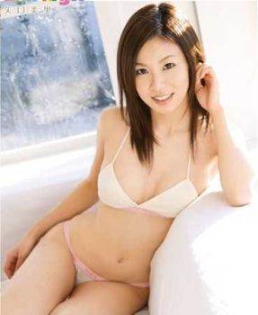 ʸ������(YaguchiMiri)�ȷ�Ӱ��