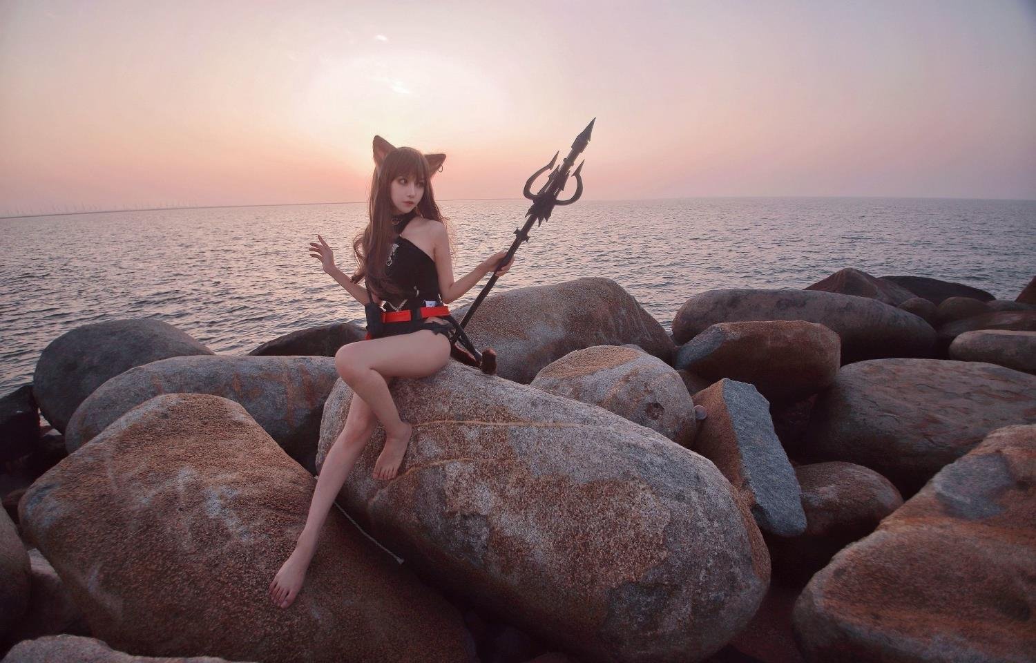 �þ�WWW����˳�һ��Ƭ�ȷ�Ӱ��