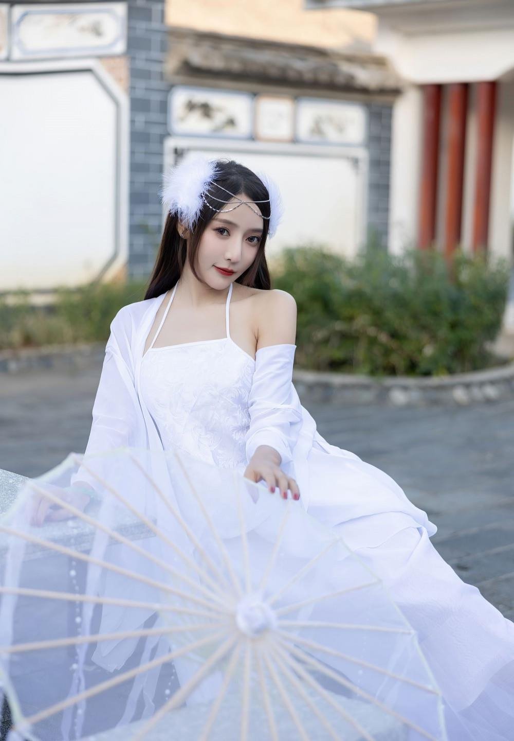 ŷ�����BBXX��AƬ