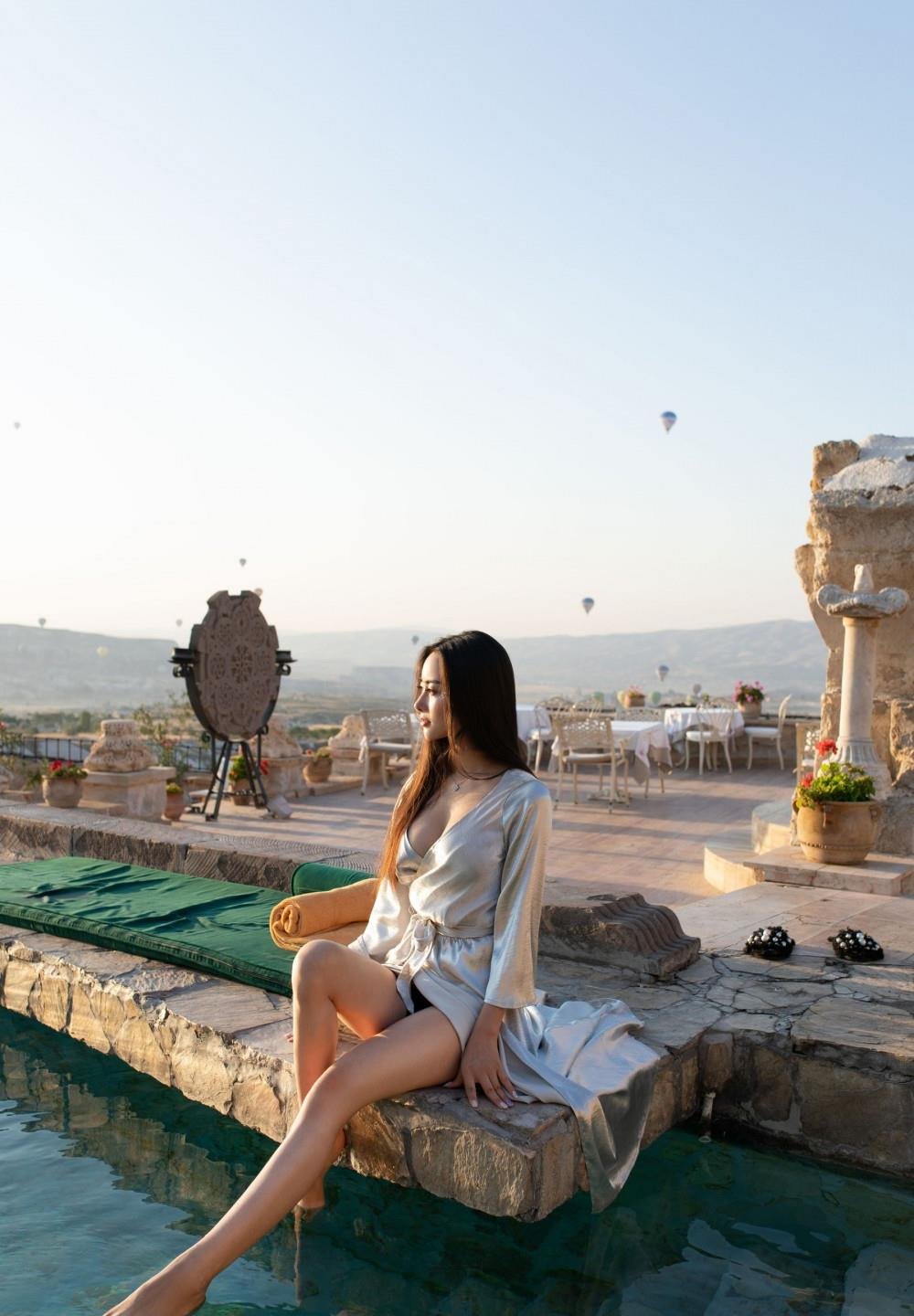 ����Ů�˸߳�ëƬ�ȷ�Ӱ��