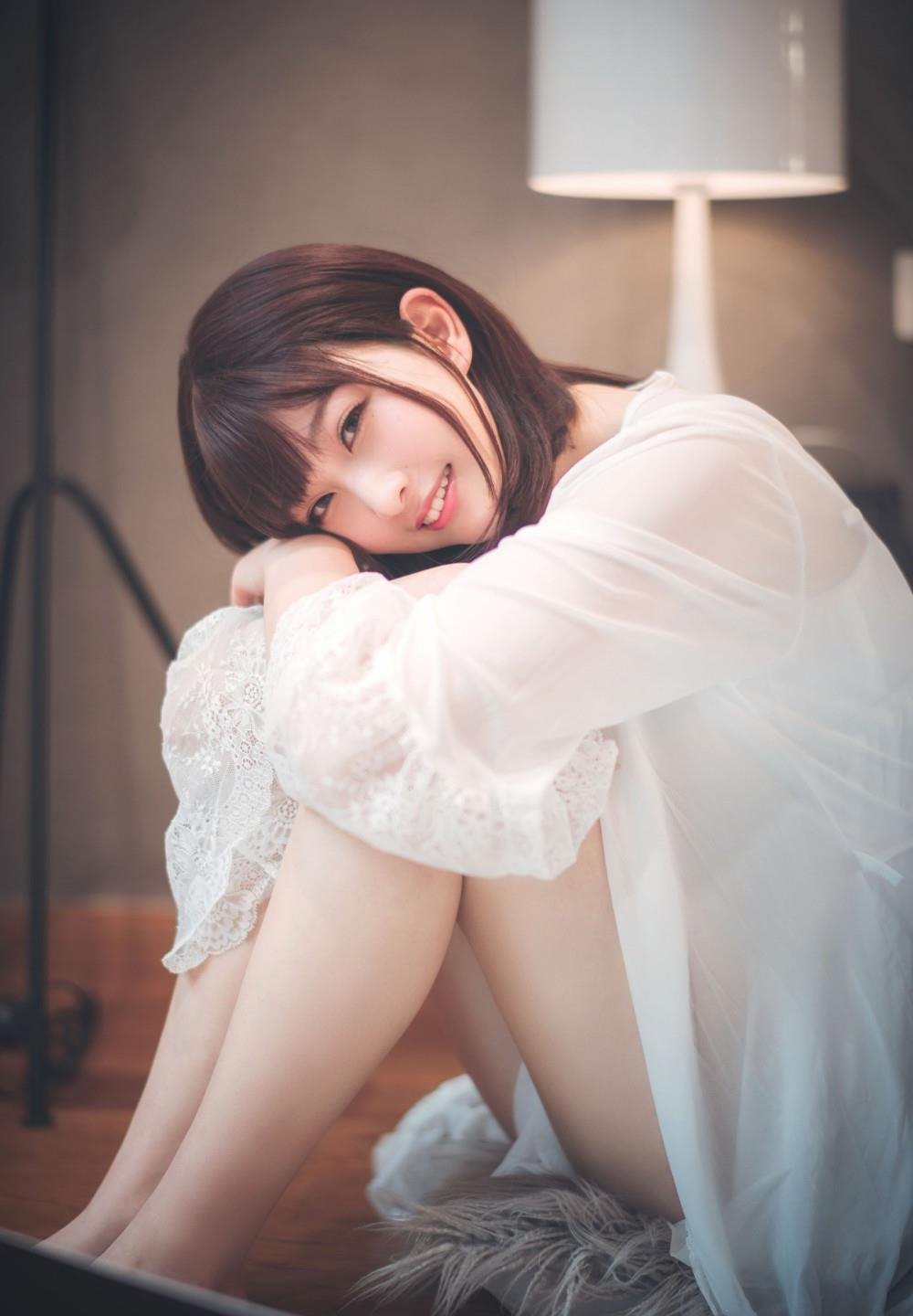 ����̧�����ŵ�ǽ�ϾͲ�����