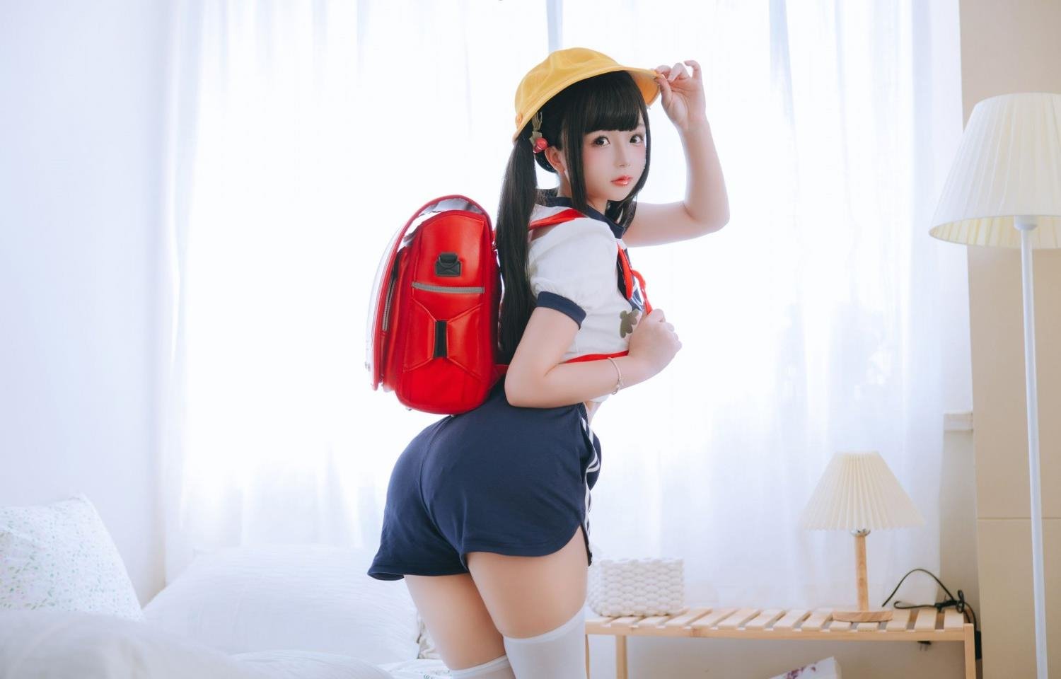 �Ļ������վ�Ƕ����ȷ�Ӱ��